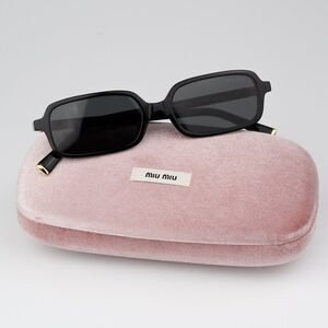 NEW Miu Miu MU11ZSF 16K5S0 Black Dark Grey Rectangle Unisex Sunglasses